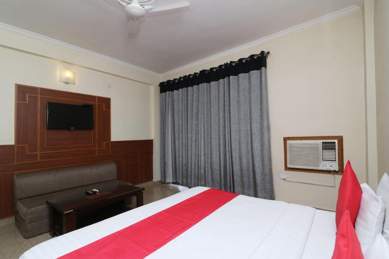 Capital O 4747 Imperial Hotel Katra Katra  Bagian luar foto