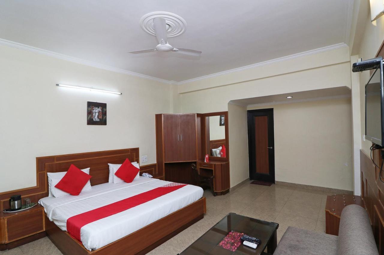 Capital O 4747 Imperial Hotel Katra Katra  Bagian luar foto