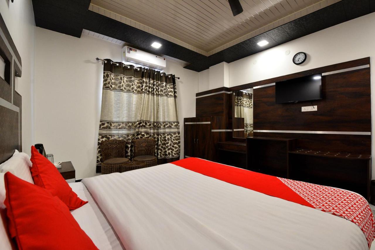 Capital O 4747 Imperial Hotel Katra Katra  Bagian luar foto