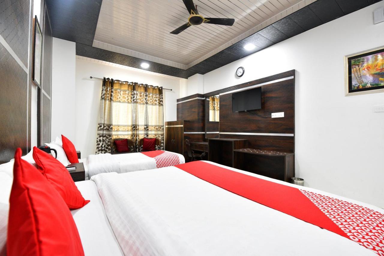 Capital O 4747 Imperial Hotel Katra Katra  Bagian luar foto