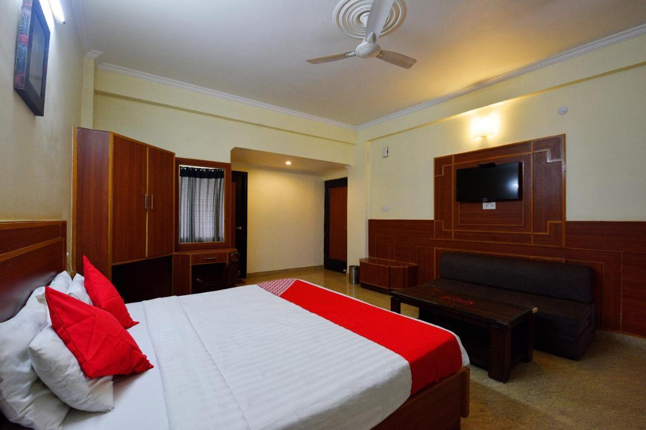 Capital O 4747 Imperial Hotel Katra Katra  Bagian luar foto