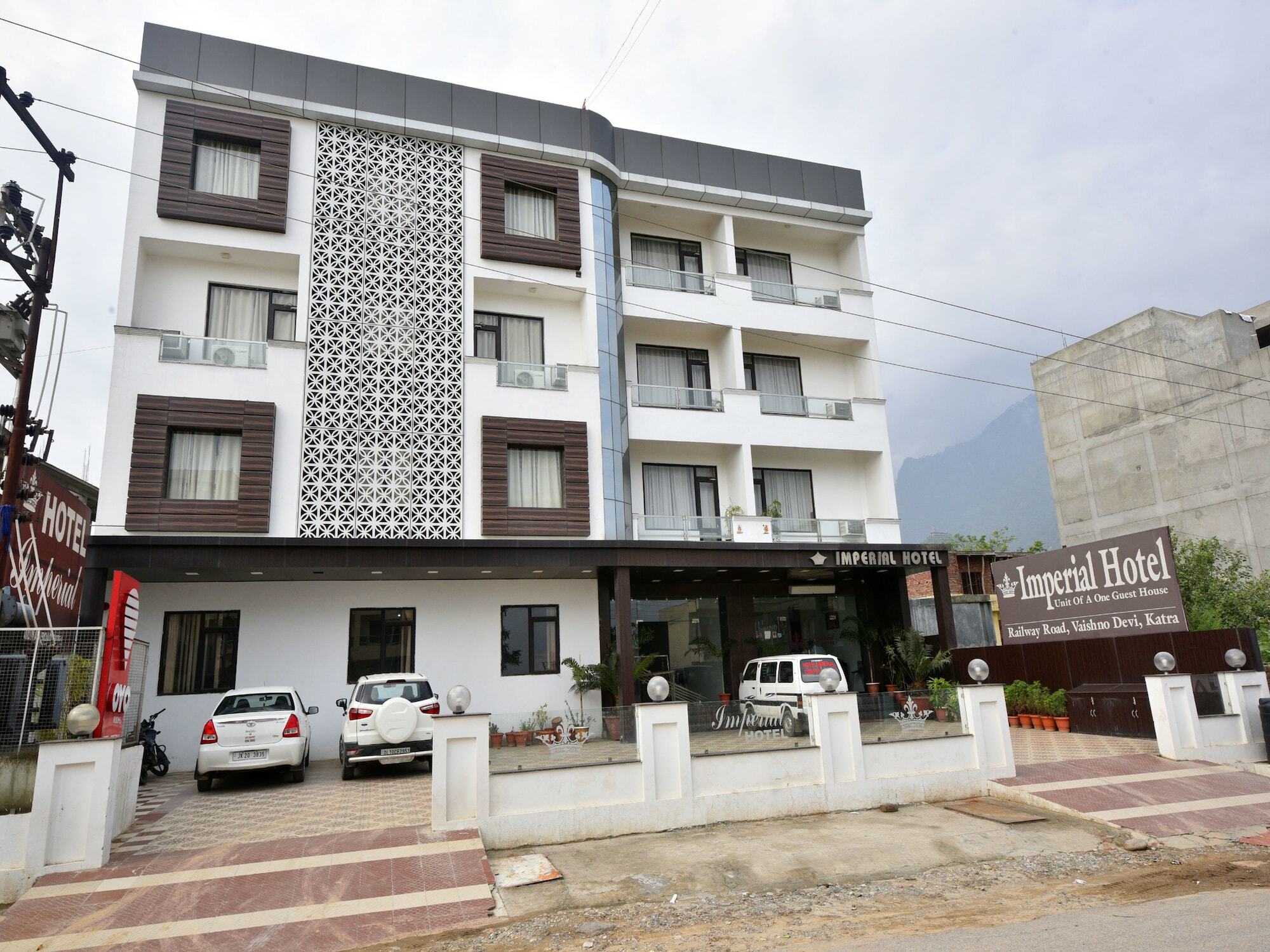 Capital O 4747 Imperial Hotel Katra Katra  Bagian luar foto